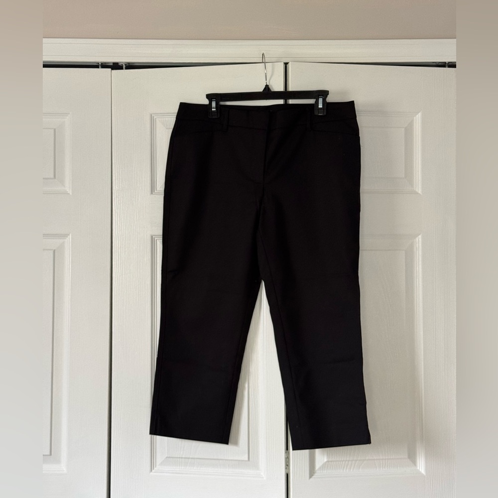 White House Black Market Classic Black Straight Crop Pants